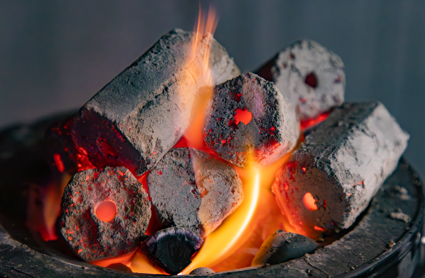 Coconut Long Charcoal 20 kilos for Sale